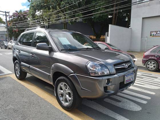 HYUNDAI TUCSON 2.0 MPFI GLS 16V 143CV 2WD FLEX 4P AUTOMÁTICO